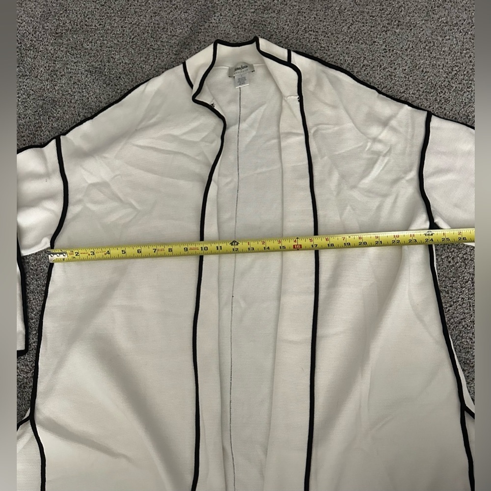 NIEMAN MARCUS Large White Ivory Cardigan Jacket Black Piping Vintage - Picture 7 of 11